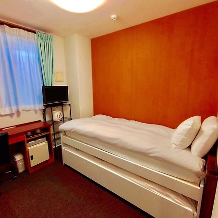 Web Hotel Tokyo Asakusabashi Номер фото